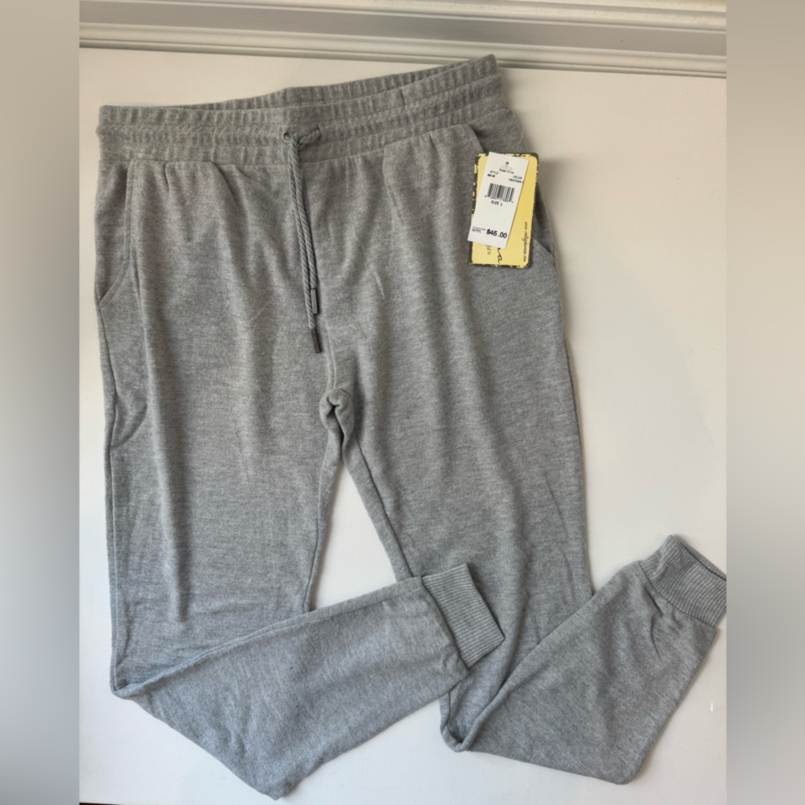 Brand New Vintage Hanana Womens Joggers Size L 45 Brand New Vintage Hanana Womens Joggers Size L 45